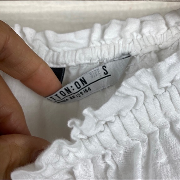 COTTON:ON Crop top peasant style white navy emb - Picture 2 of 6